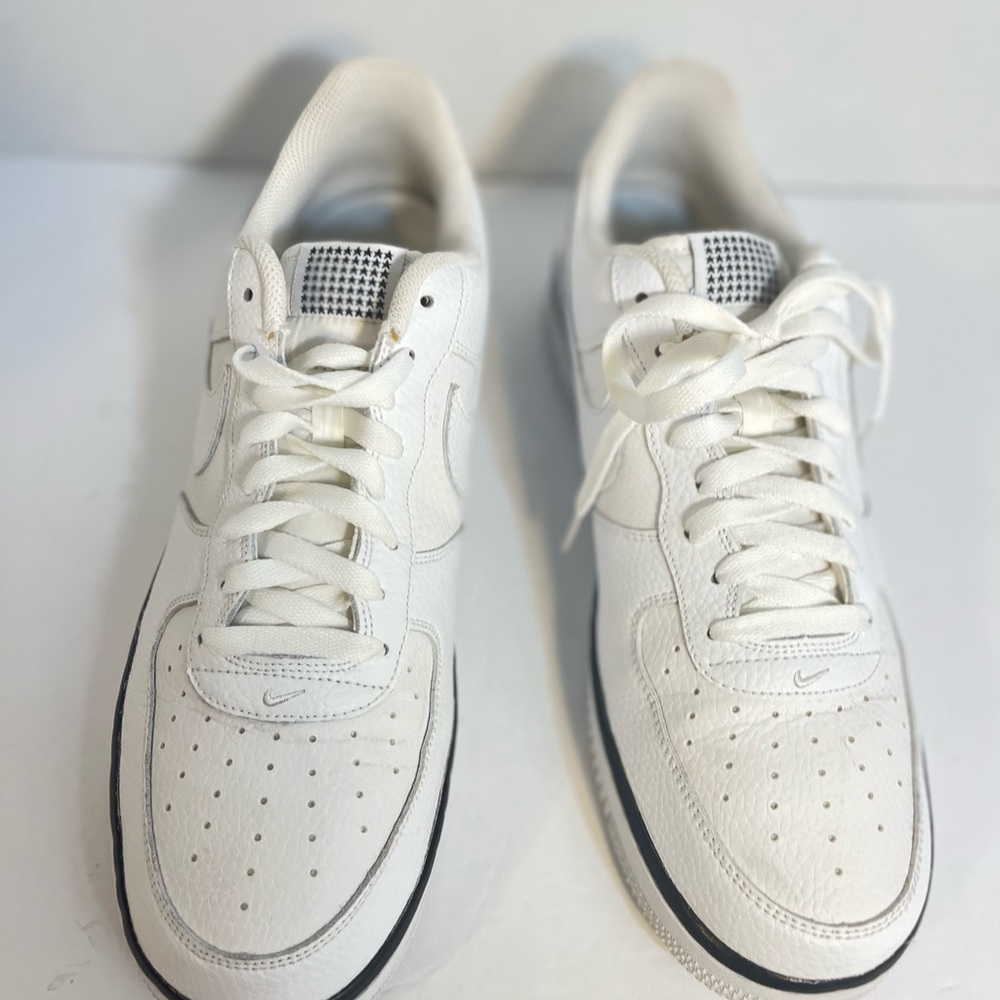 Nike Air Force 1 Low 07 White Black Sneaker 488298-160 Size 11.5